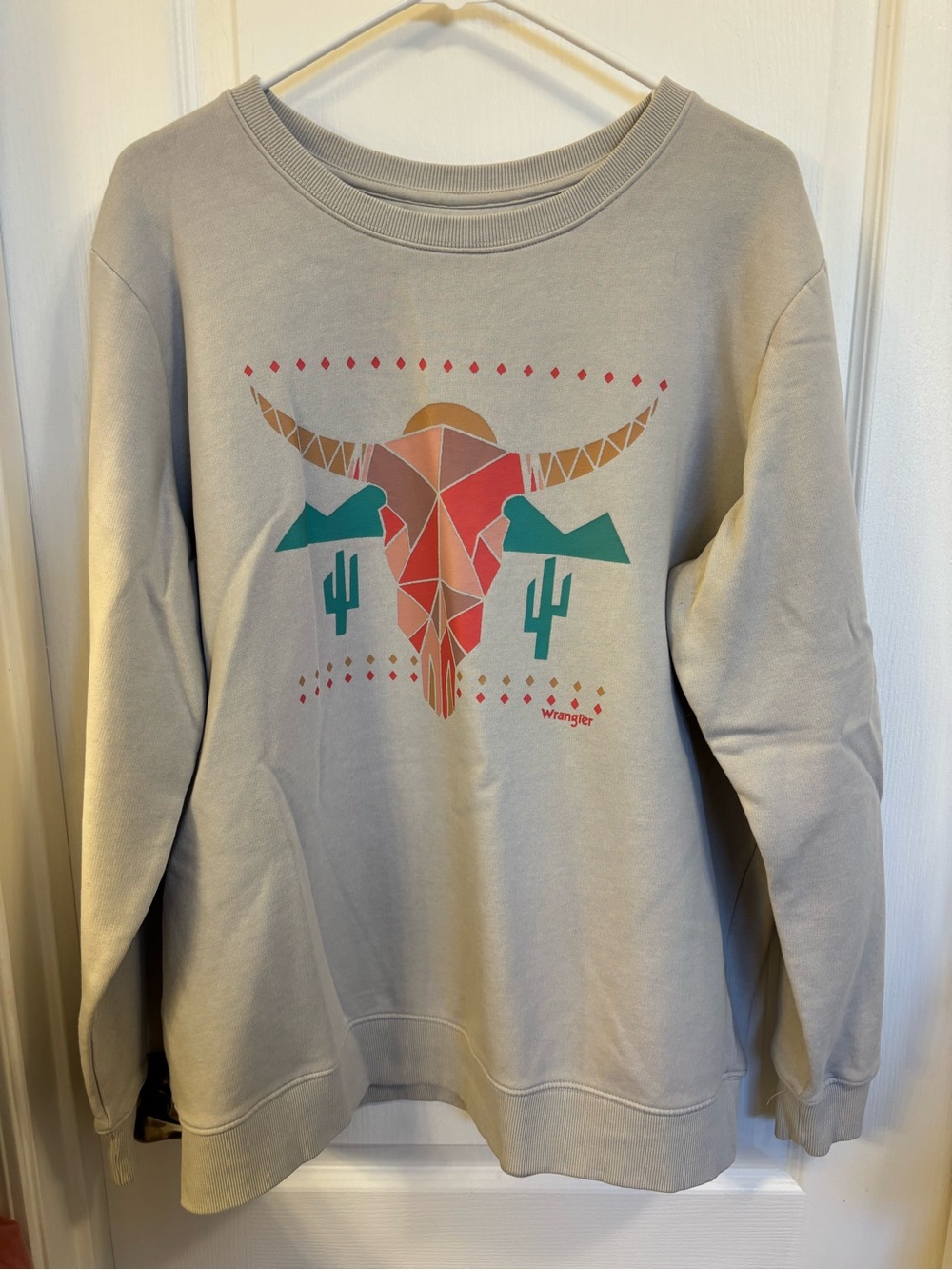 Ladies Wrangler Neutral Crewneck with Multicolor Geometric Bull Size XL